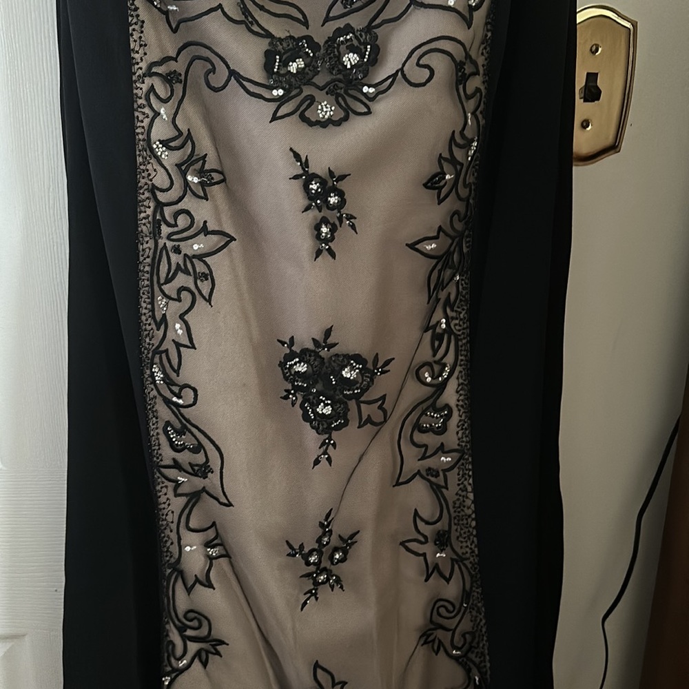 Designer Strapless Dress - Picture 6 of 10